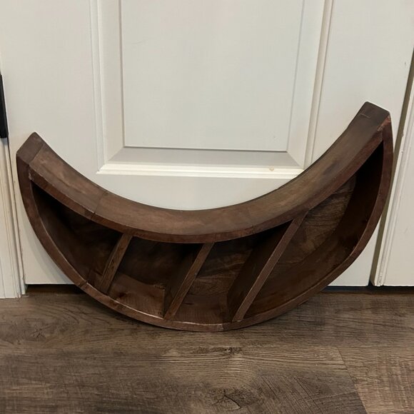 Urban Outfitters Crescent Moon Wooden Wall Display Shelf - Picture 2 of 3